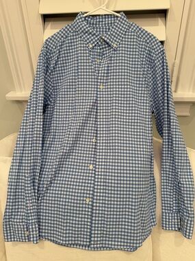 Vineyard Vines Blue Gingham Button-Down Shirt brrr* cooling stretch wicking